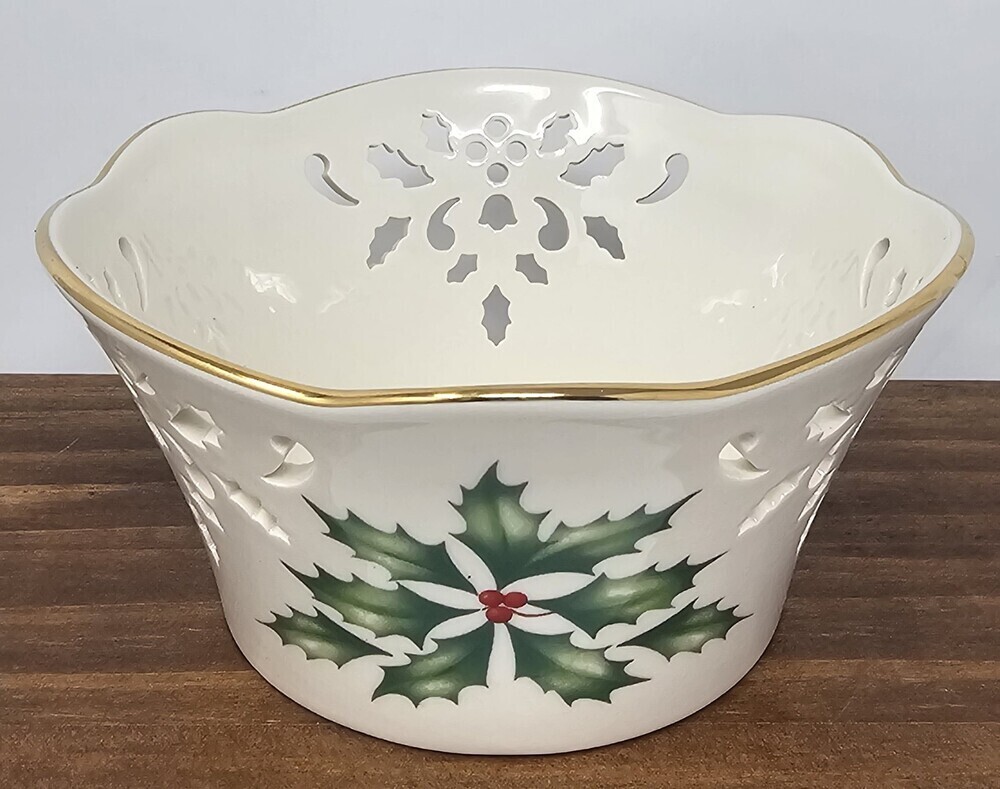 Lenox Dimension Collection Holiday Holly Round Pierced 4.7" Porcelain Candy Dish